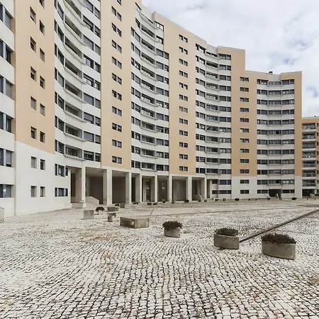 Apartament Park Swimming Pool By Homing